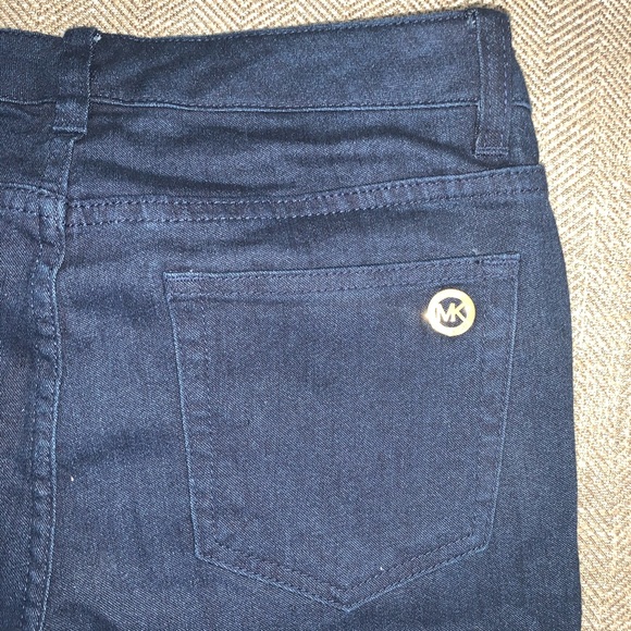 EUC Michael Kors Flare Jeans Size 6. - Picture 5 of 9